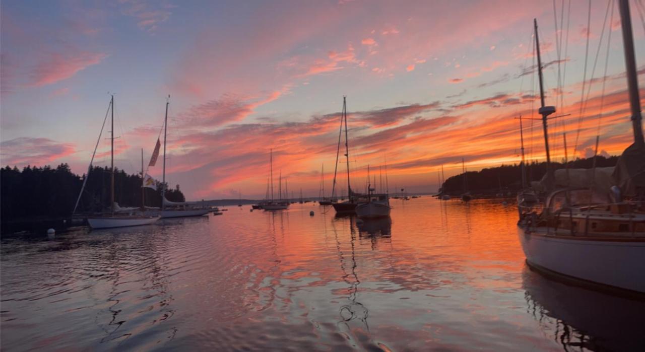 The Eggemoggin Reach Inn Brooklin ภายนอก รูปภาพ